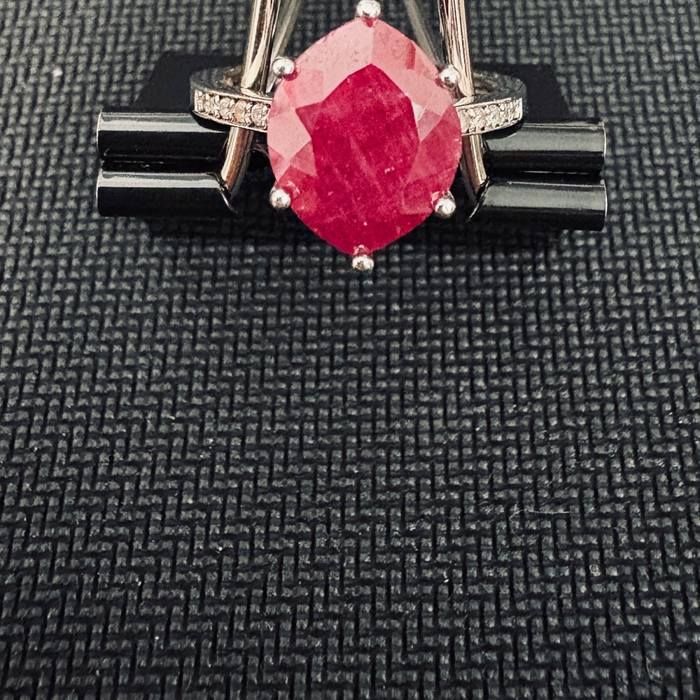 Elegant 5 CT Raw Ruby & Diamond Ring